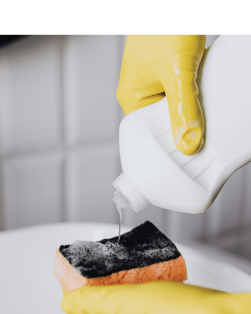 Cleaning liquid on sponge